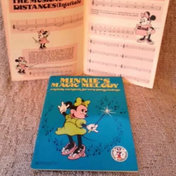 Rare Walt Disney Minnie's Magic Melody MUSIC BOOK - Picture 2 of 8